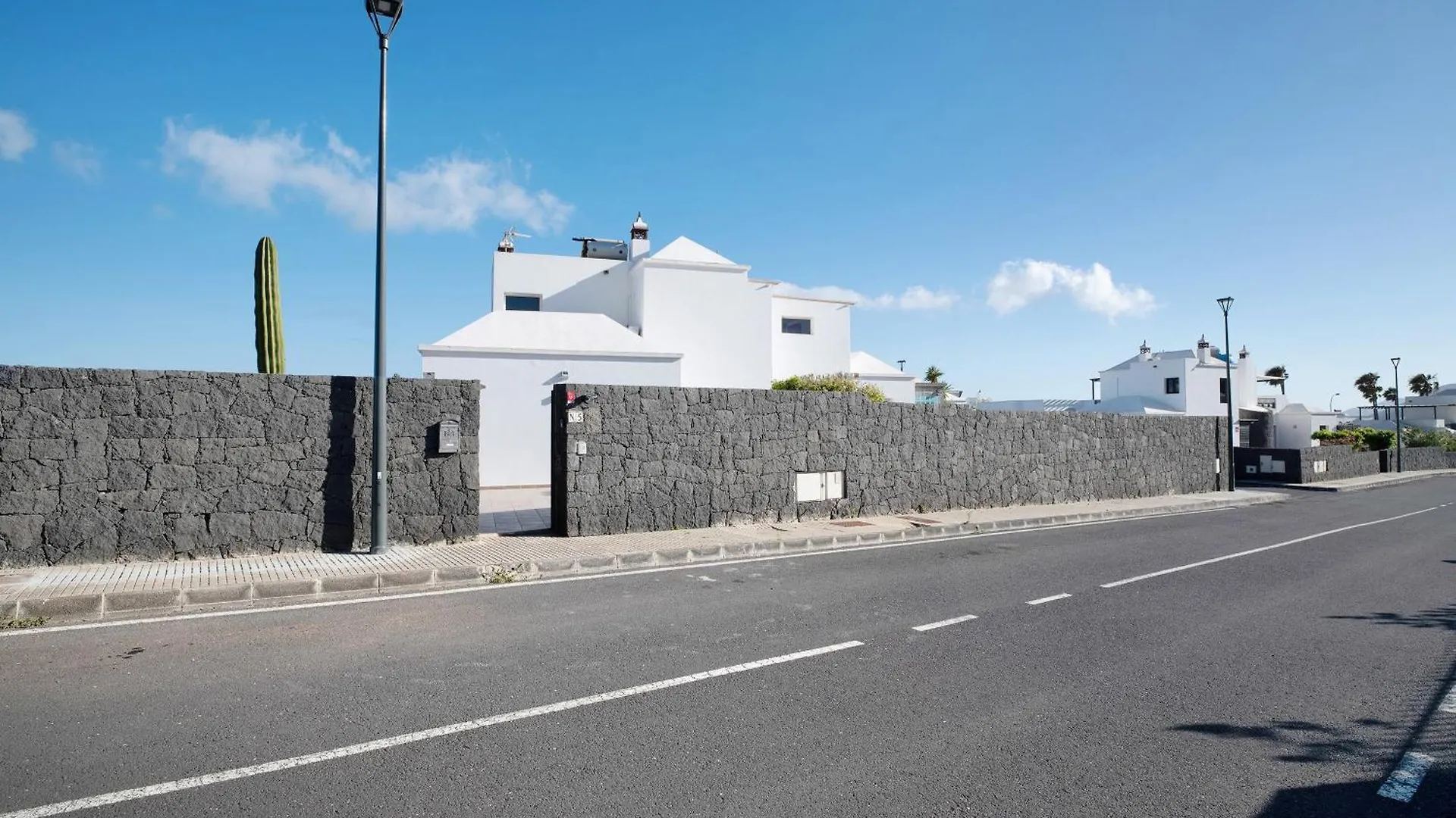 Ladera De Conil Villa Tias Holiday home