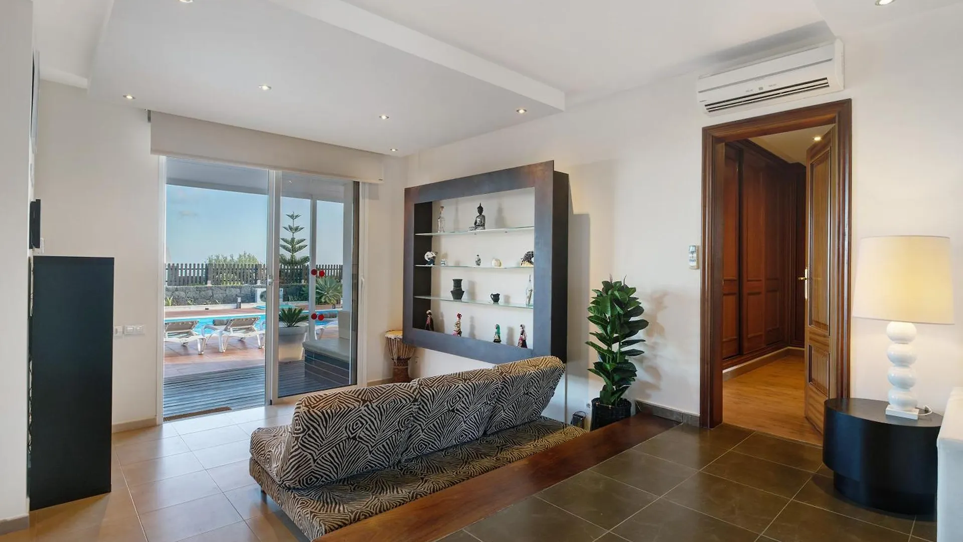 Holiday home Ladera De Conil Villa Tias