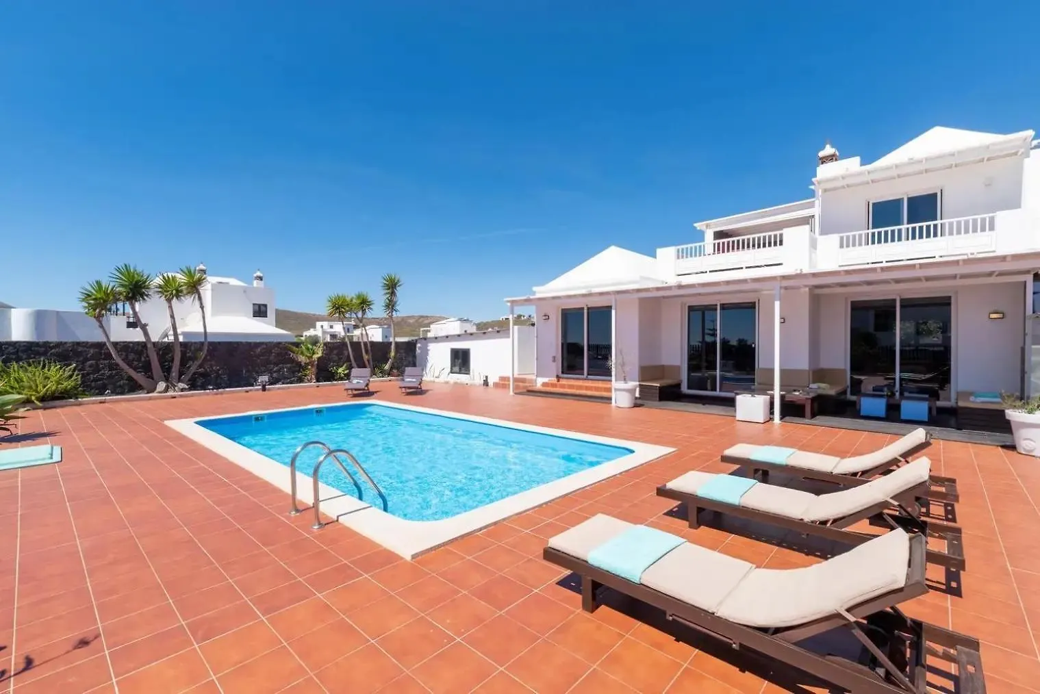 Ladera De Conil Villa Tias Holiday home